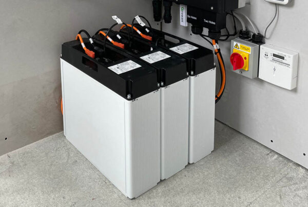 how can i make my solar battery last longer — SmartPower Electrical